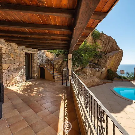 Blue Horizon Holiday home